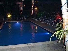 Hotel Casa Cayena Pool by night Hotel Casa Cayena Pool by night